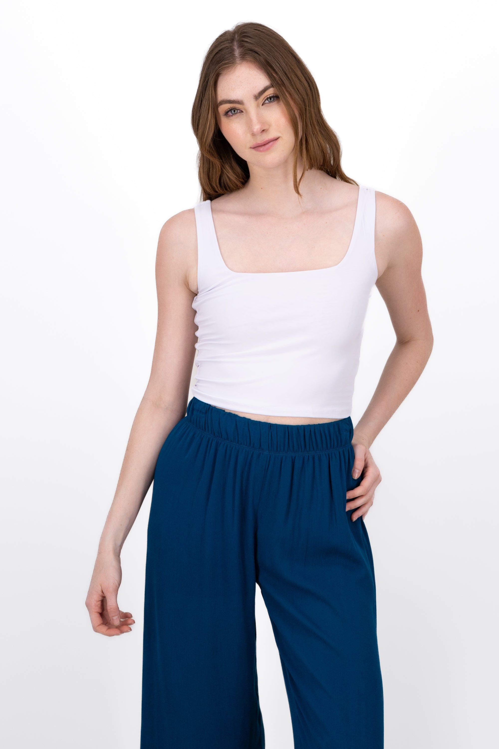 Top Escote Cuadrado Doble Tela sold by Shasa