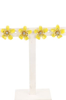 2 Pares Aretes Flor Color sold by Shasa