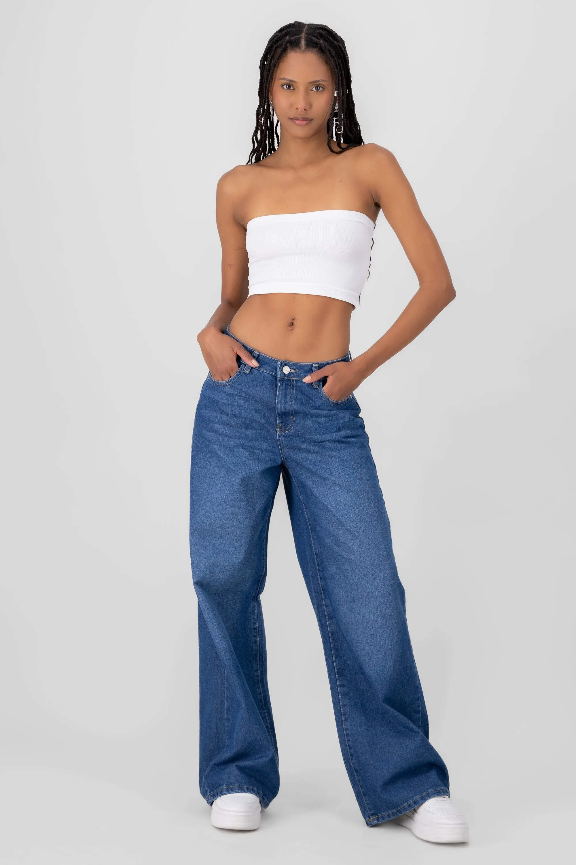 Jeans wide leg amplios sold by Shasa