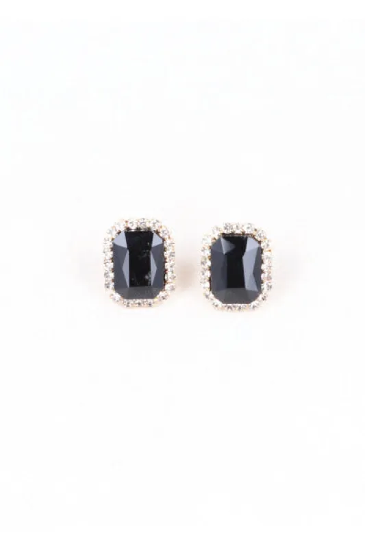 Aretes Cuadrados Brillos sold by Shasa