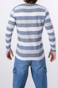 Playera manga larga rayas sold by Shasa