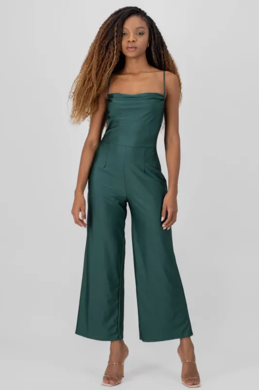 Jumpsuit tirantes escote cascada sold by Shasa