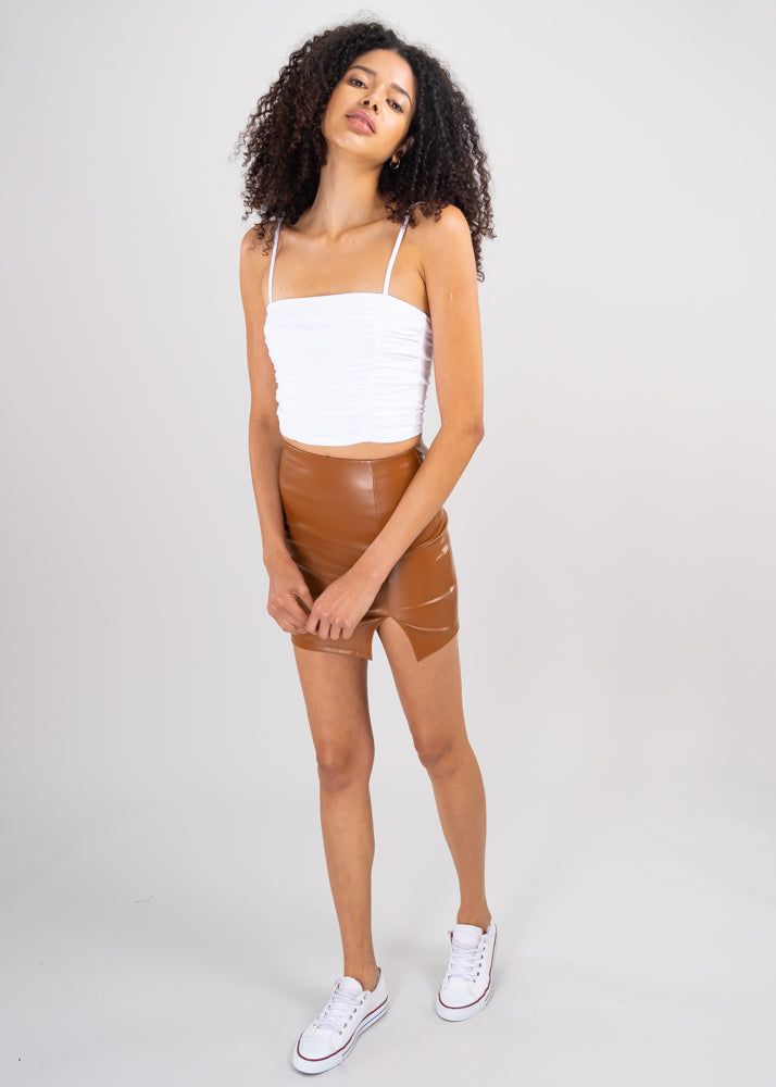 Falda mini lisa abertura pierna efecto piel sold by Shasa product image thumbnail 5