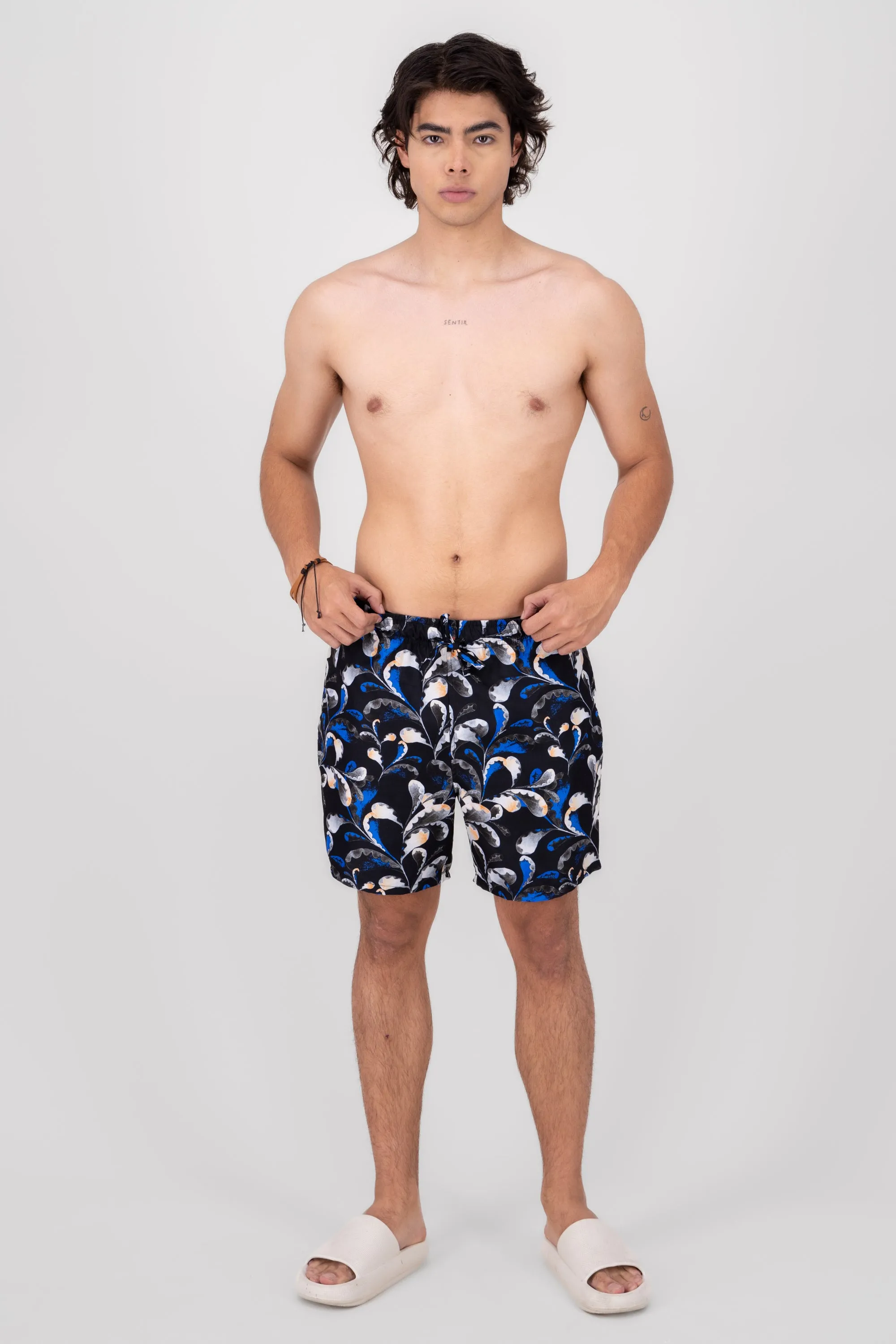 Traje de baño fleur sold by Shasa