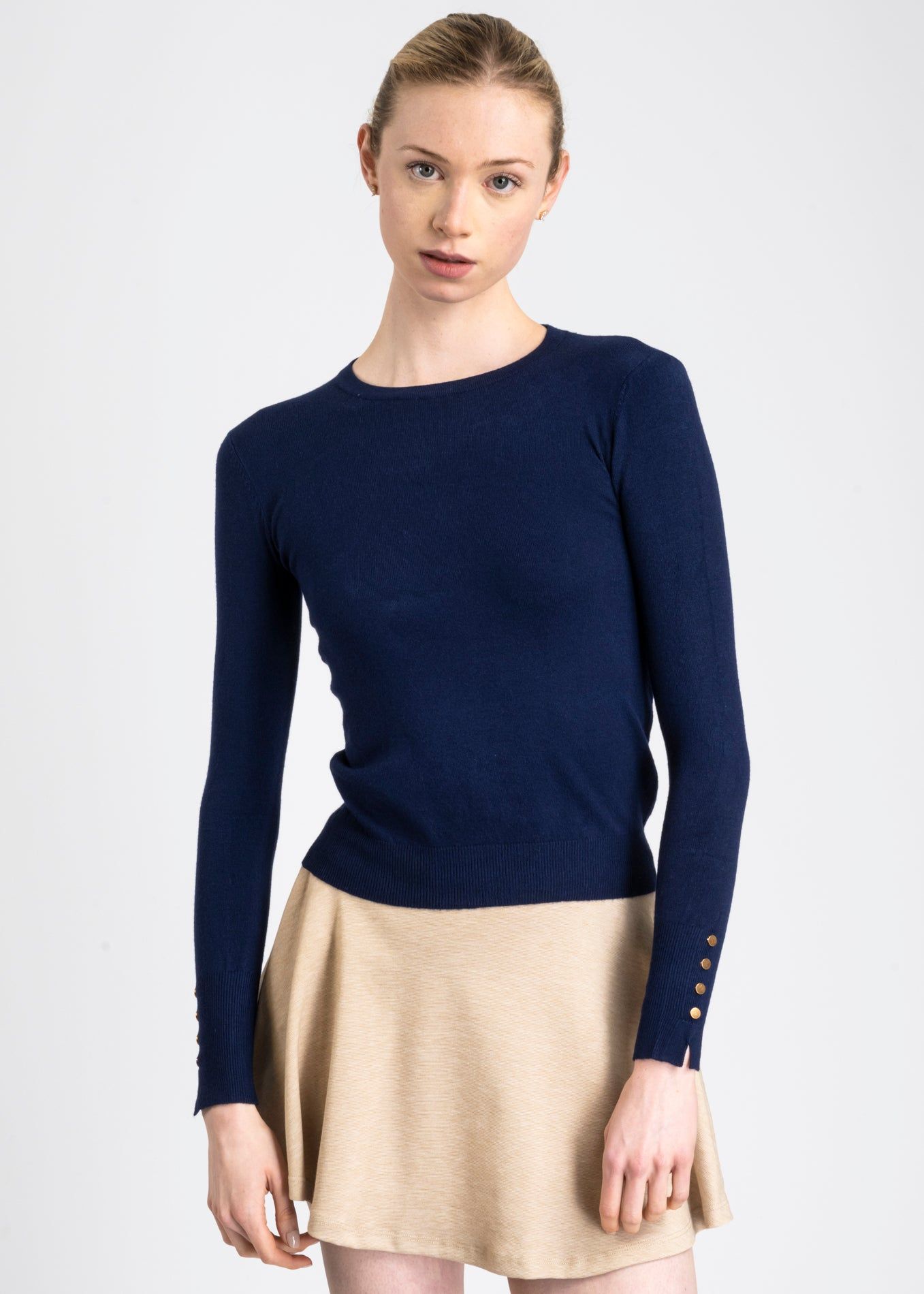 Suéter monocolor manga larga sold by Shasa product image thumbnail 2