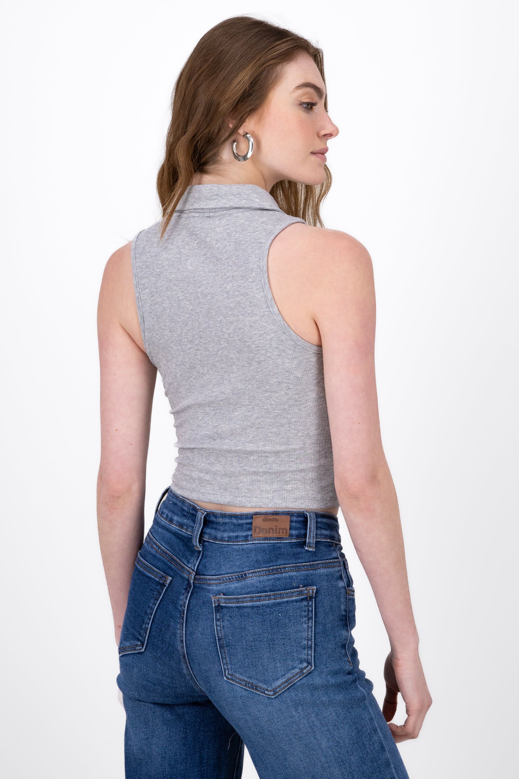 Top De Acanalado Sin Mangas Con Cierre sold by Shasa product image thumbnail 4