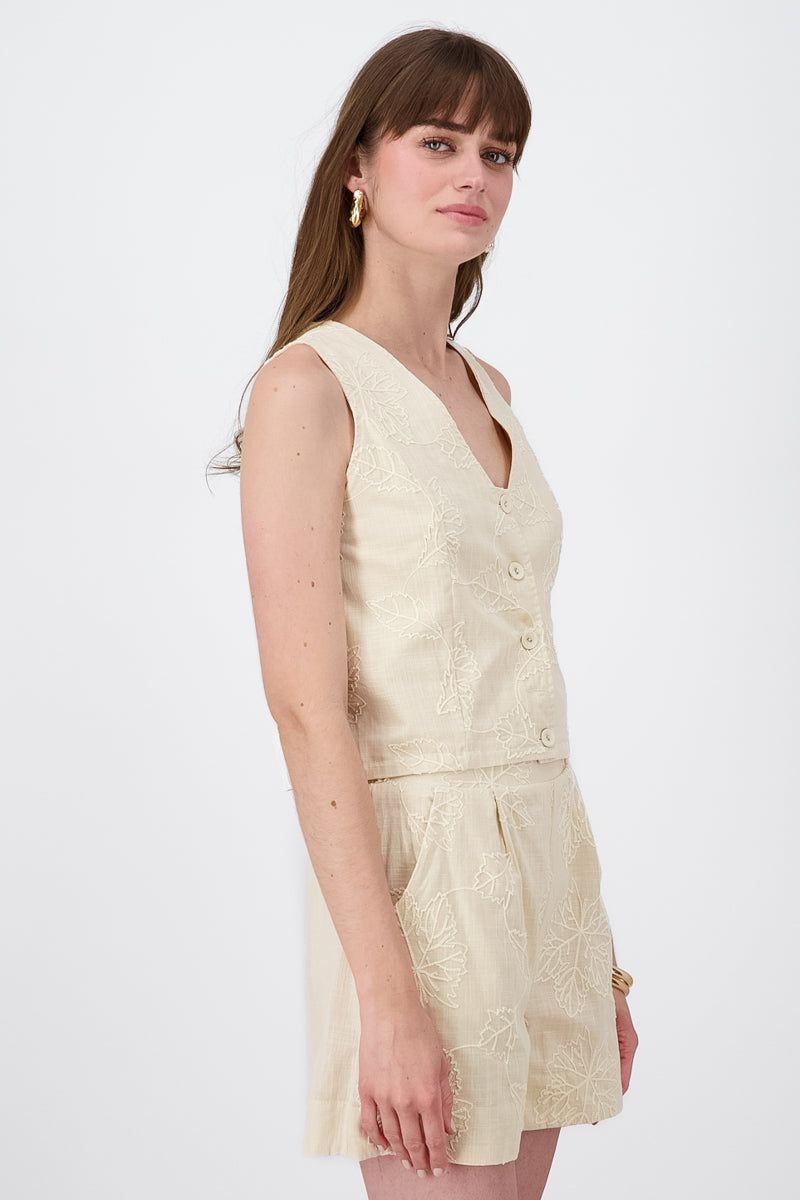 Chaleco bordadocon botones Hypsters sold by Shasa product image thumbnail 3