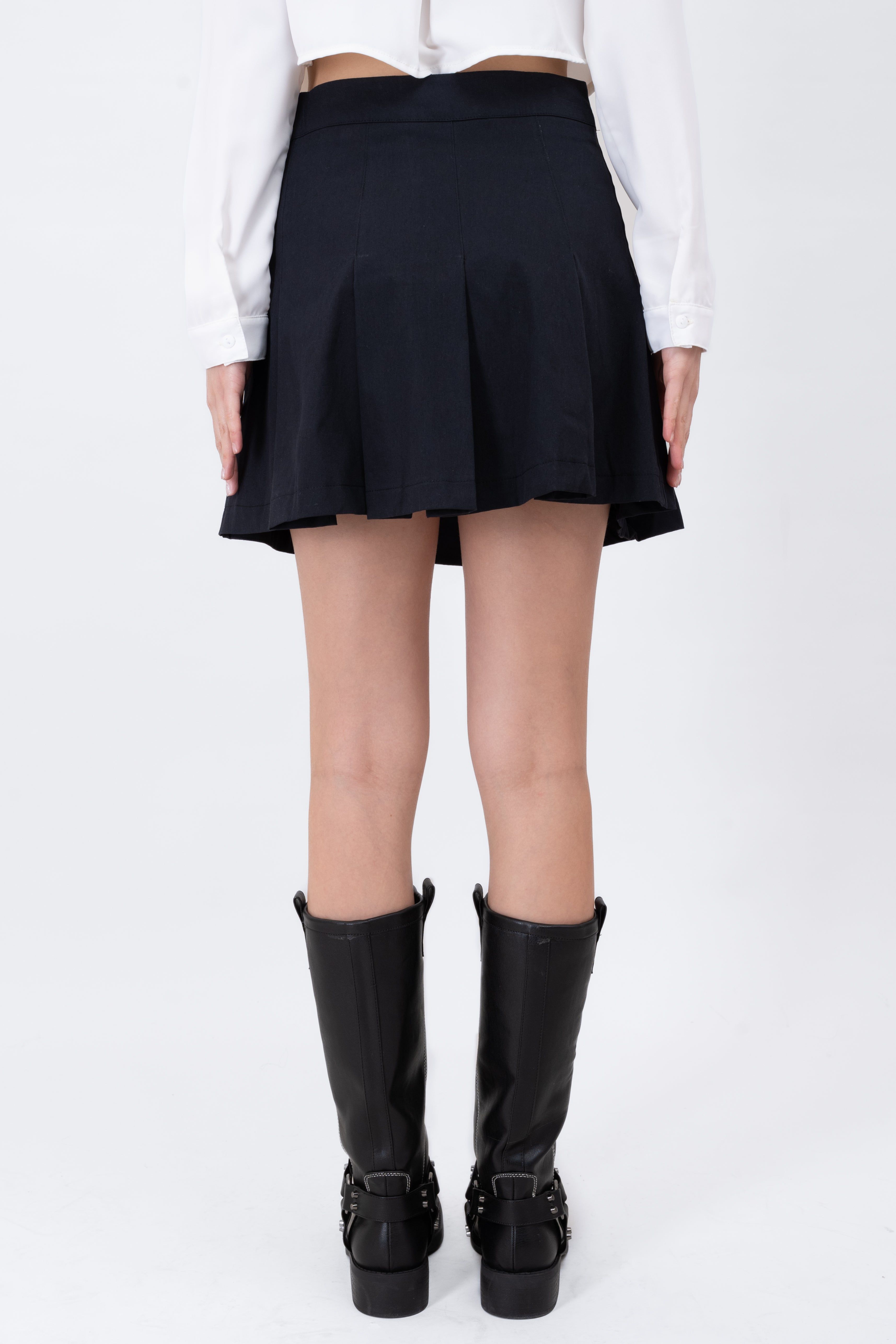 Falda mini tableada lisa sold by Shasa product image thumbnail 4