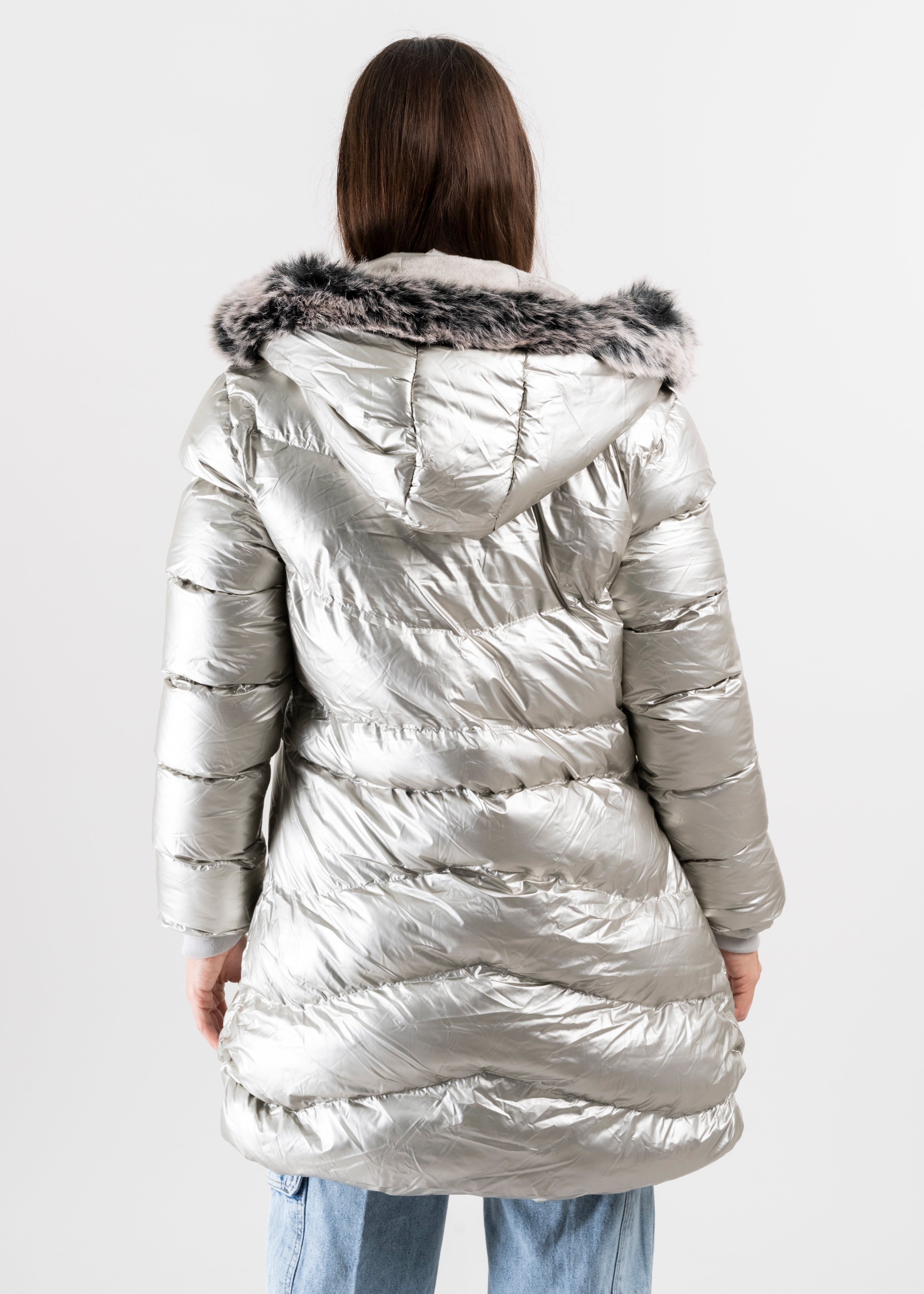 Chamarra capitonada metálica sold by Shasa product image thumbnail 4