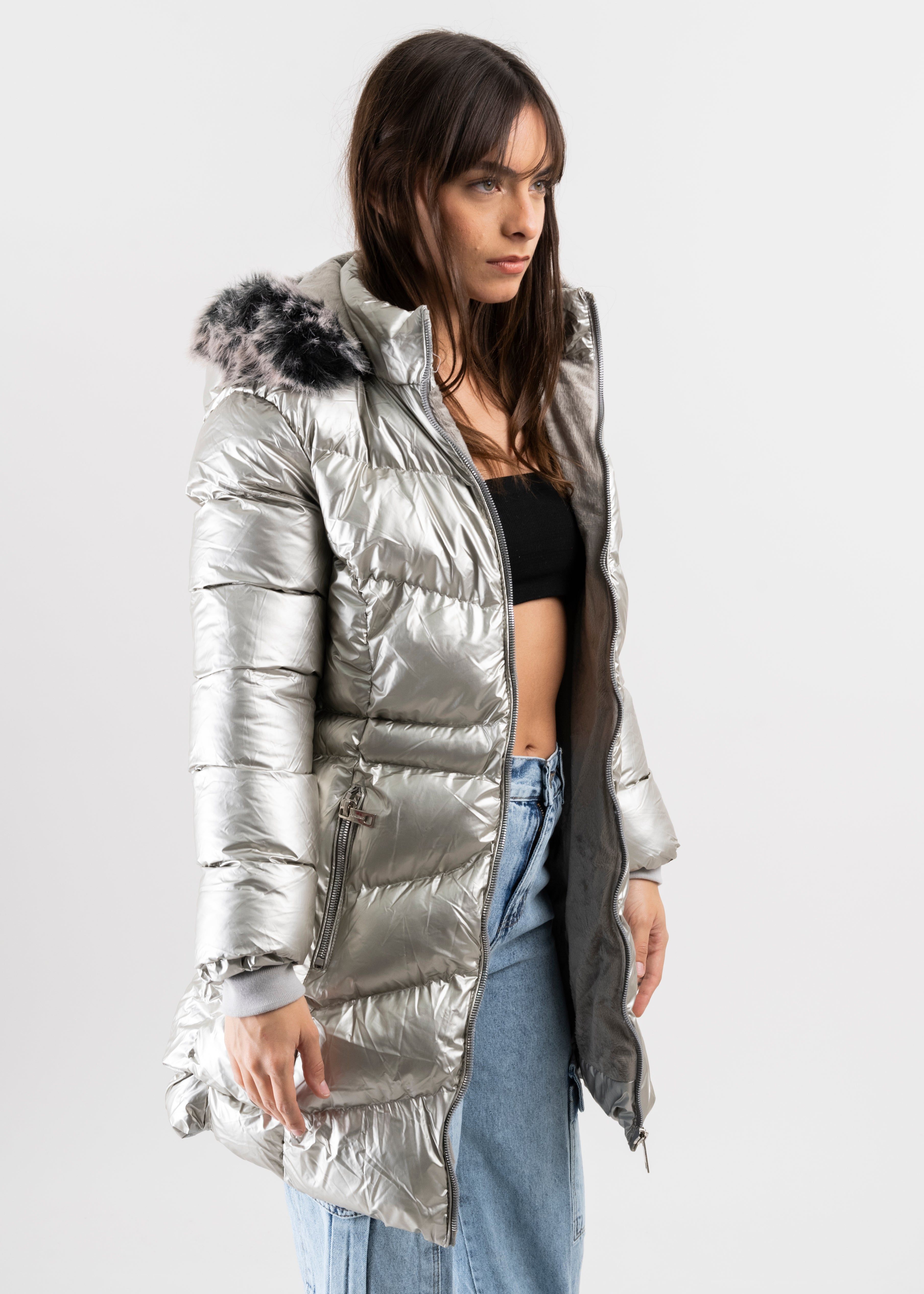 Chamarra capitonada metálica sold by Shasa product image thumbnail 3