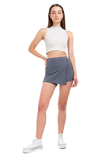 Falda short liso asimétrico sold by Shasa product image thumbnail 2