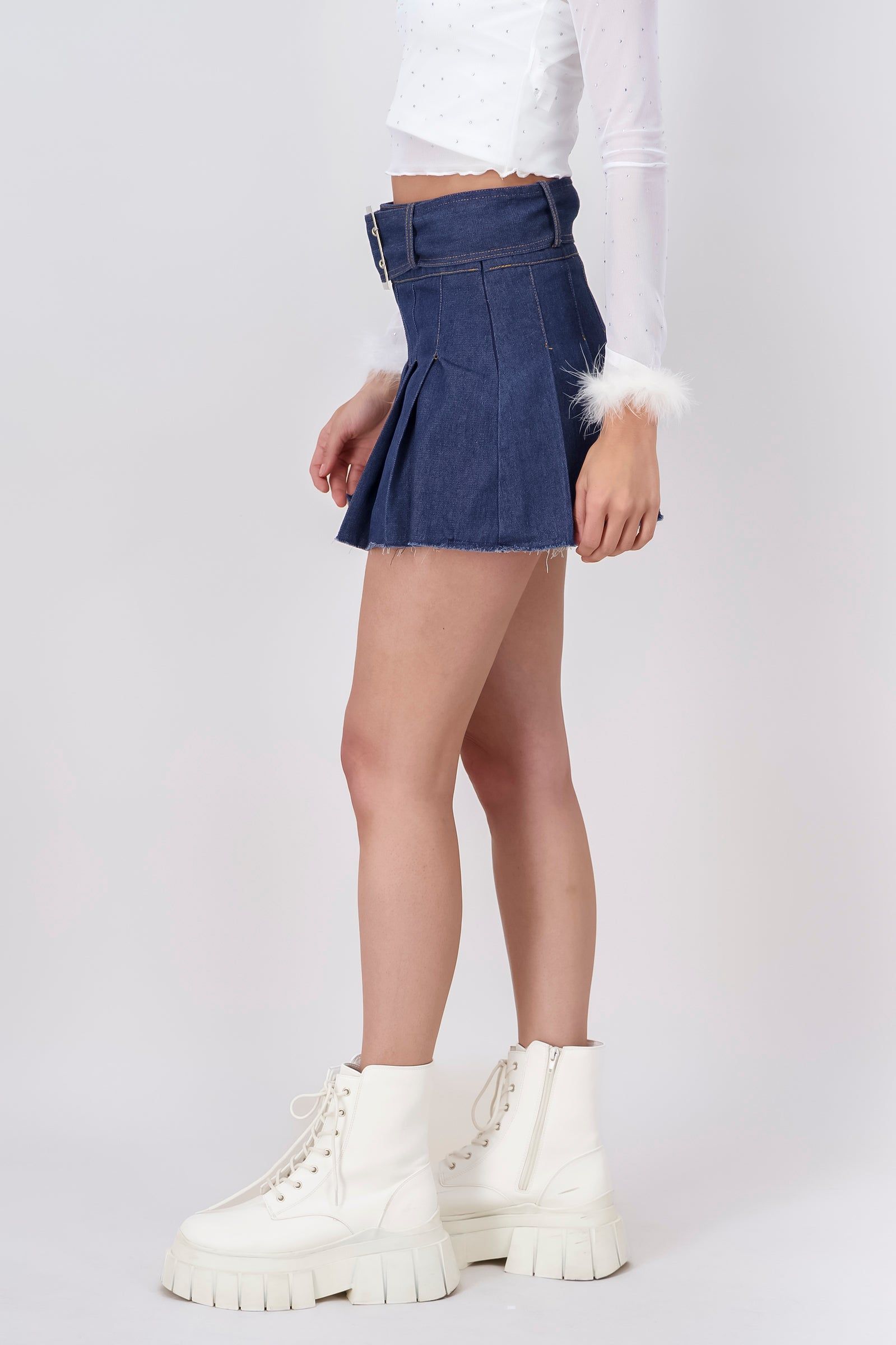 Falda Mini Denim Tableada sold by Shasa product image thumbnail 3