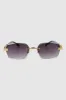 Lentes geometricos sold by Shasa