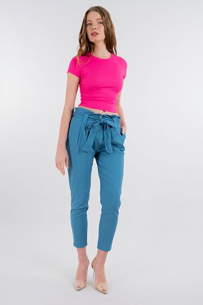 Pantalón paper bag cintura alta cinturón sold by Shasa