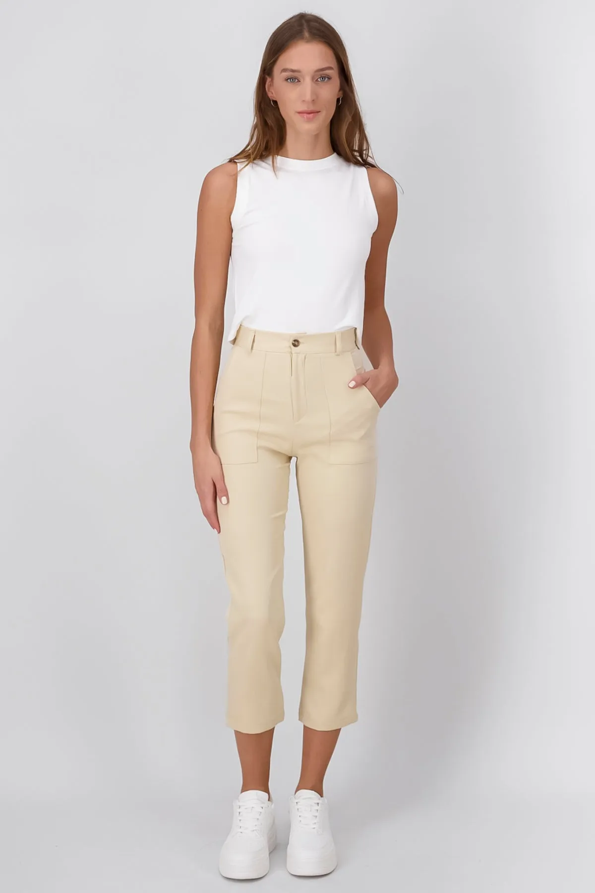 Pantalón Cintura Alta Capri Bolsas sold by Shasa