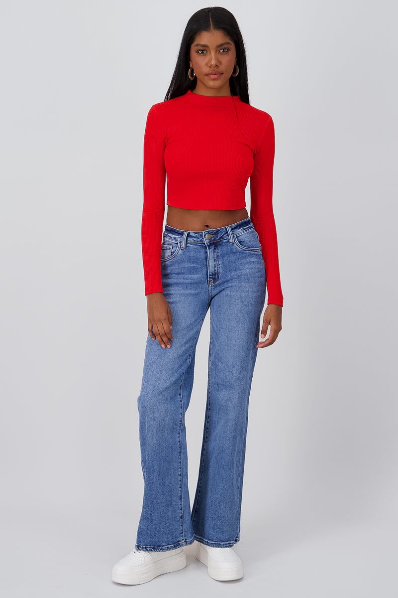 Jeans straight cintura media sold by Shasa