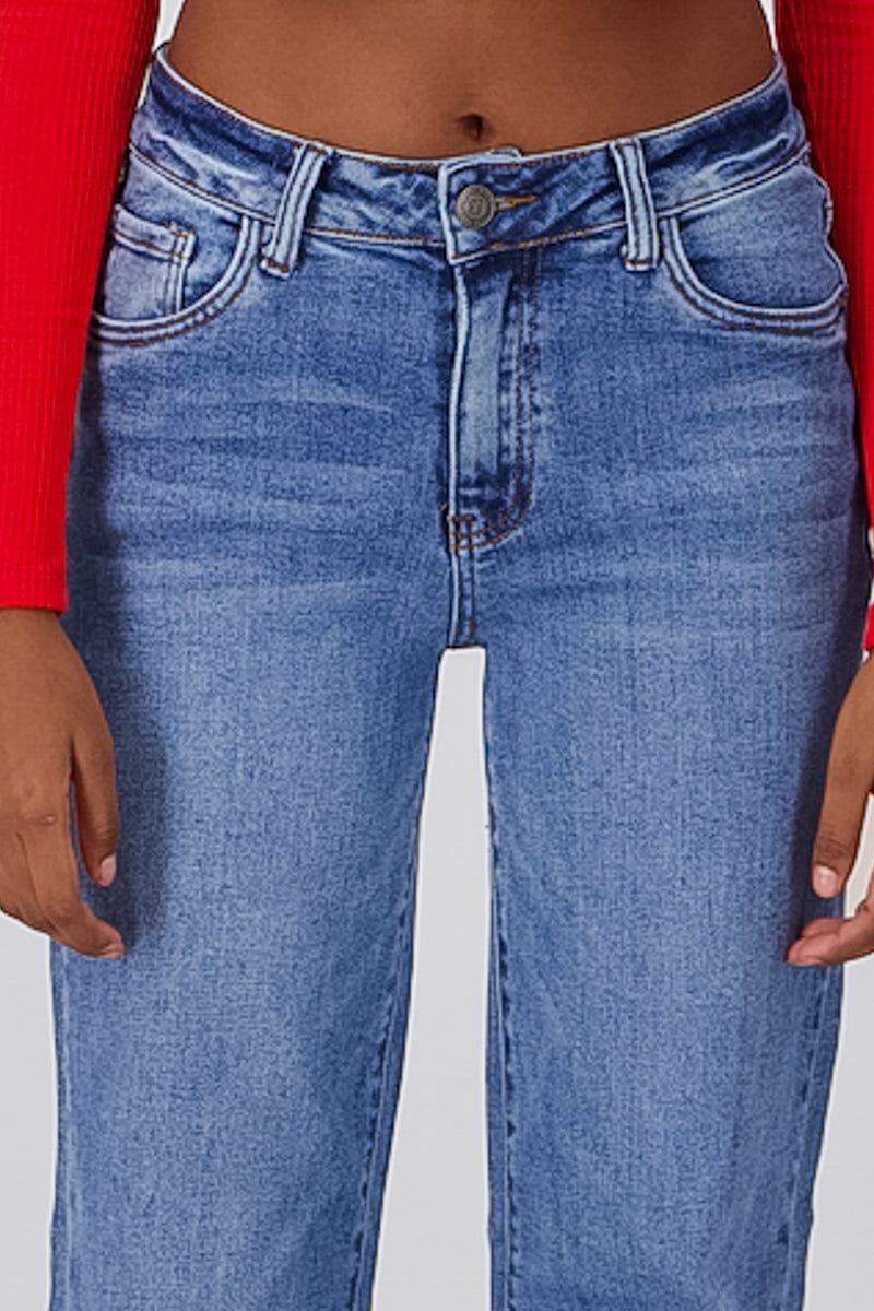 Jeans straight cintura media sold by Shasa product image thumbnail 5