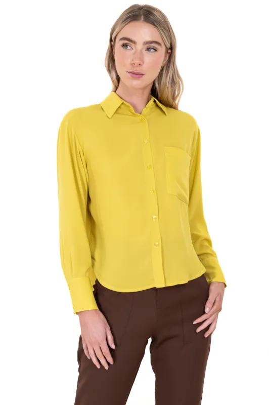 Blusa manga larga cuello solapa sold by Shasa