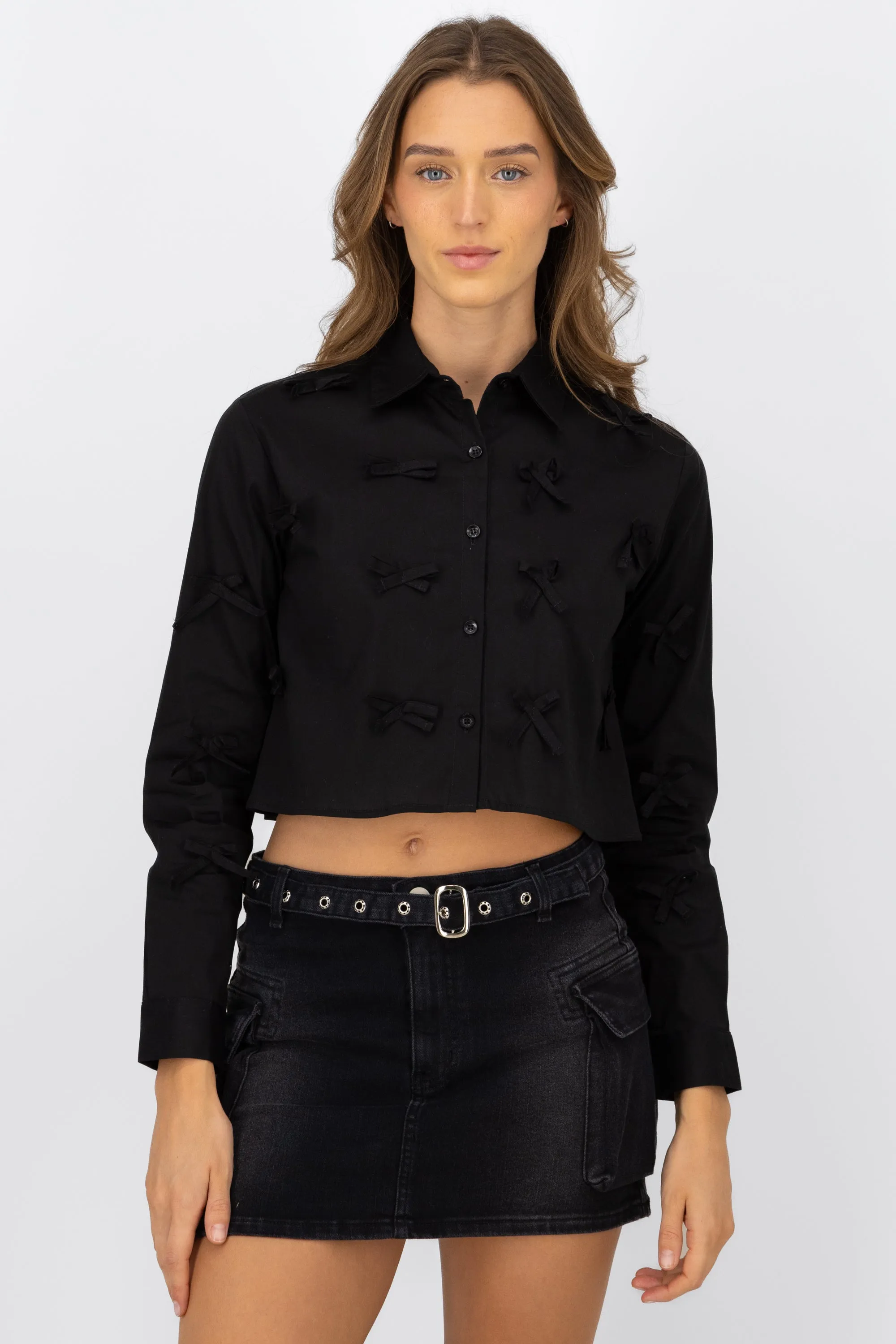 Camisa crop detalle moños sold by Shasa product image thumbnail 2