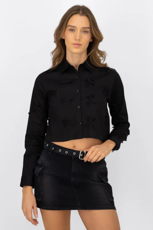 Camisa crop detalle moños sold by Shasa
