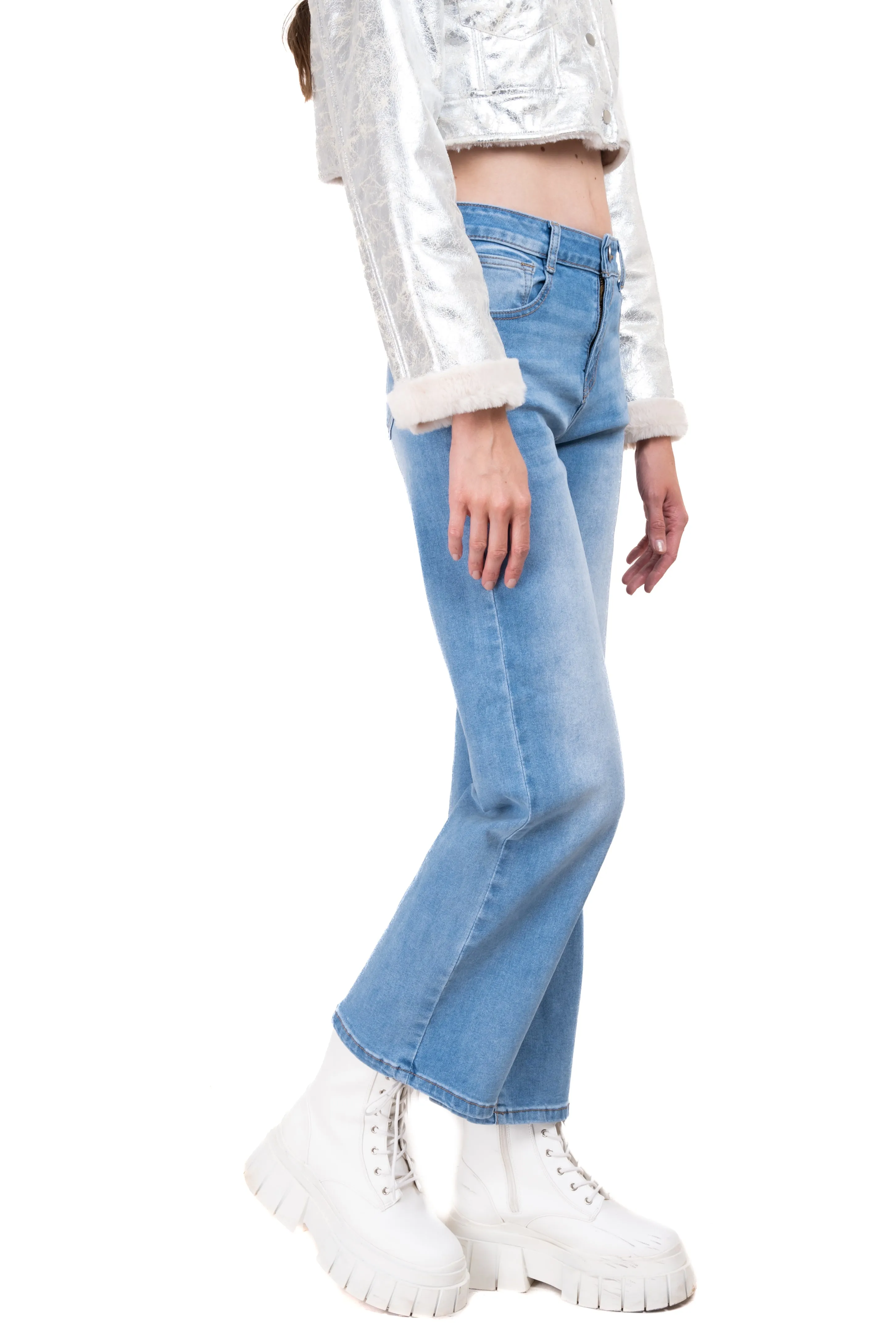 Jeans straight efecto desgastado sold by Shasa product image thumbnail 3