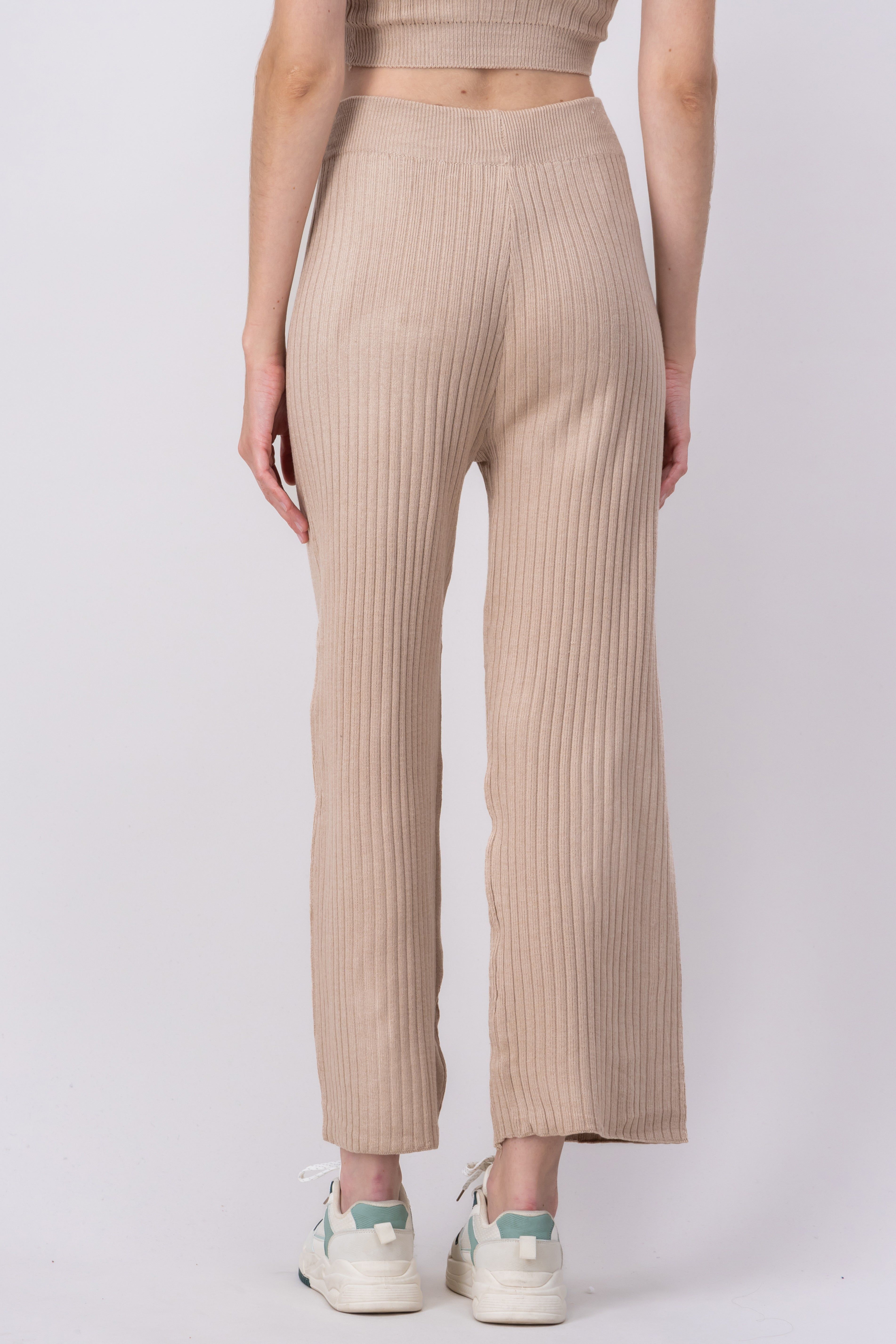 Pantalón tejido acanalado sold by Shasa product image thumbnail 4