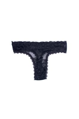 Tanga encaje elástico sold by Shasa