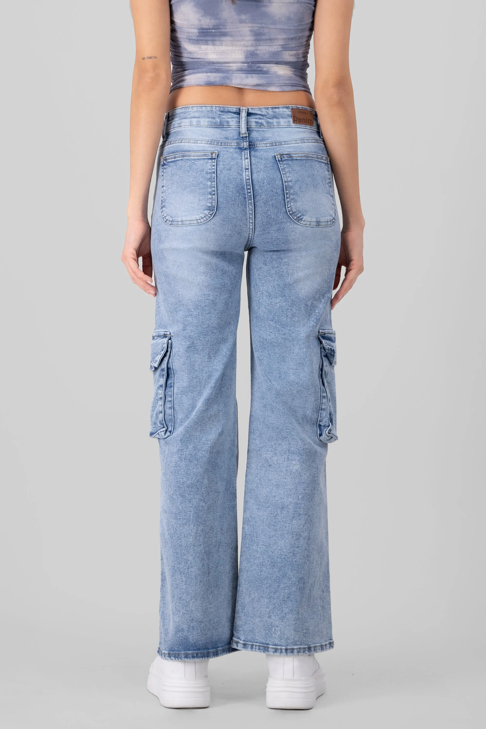 Jeans cargo 4 bolsas asimétrico sold by Shasa product image thumbnail 4