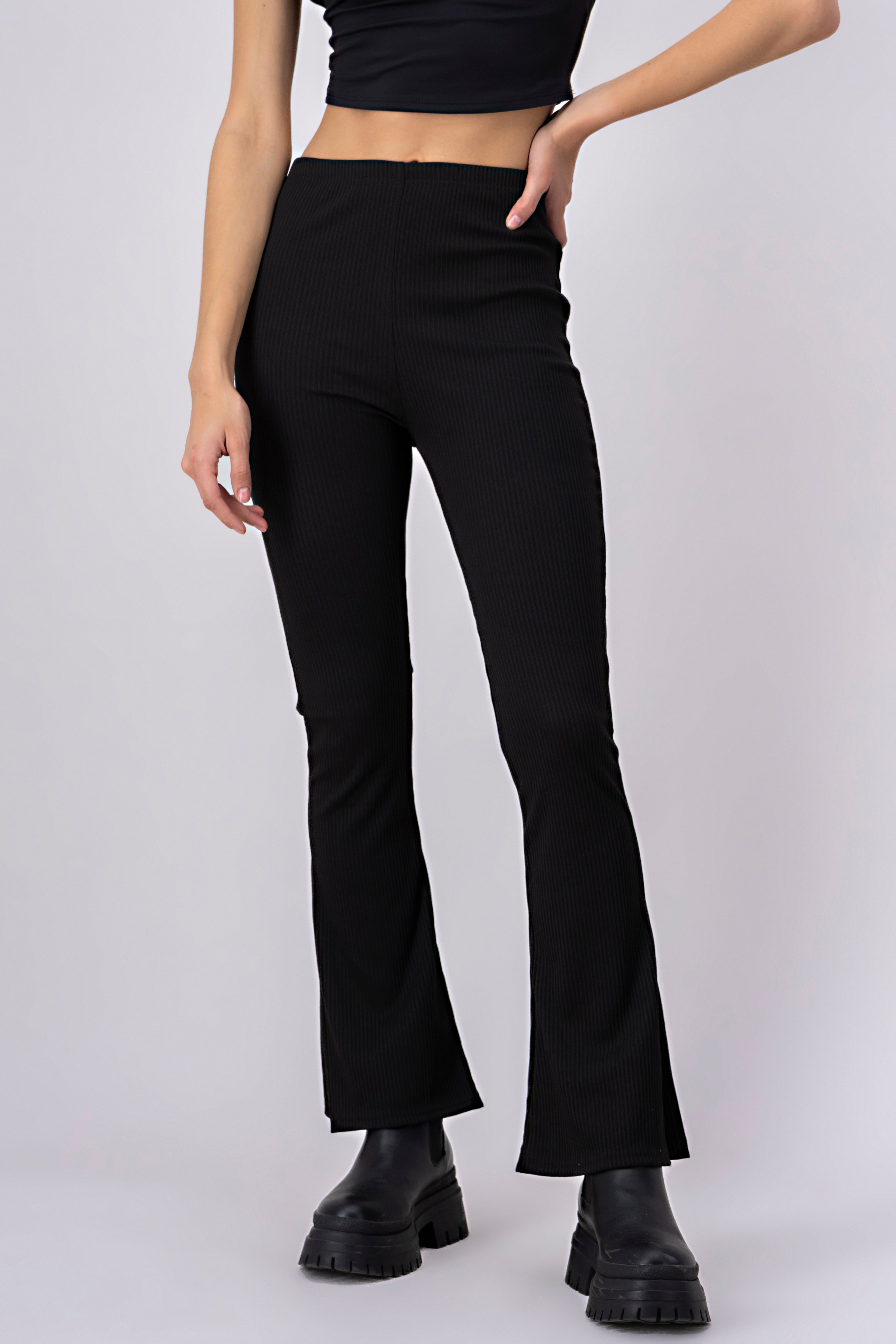 Pantalón flared acanalado sold by Shasa product image thumbnail 2