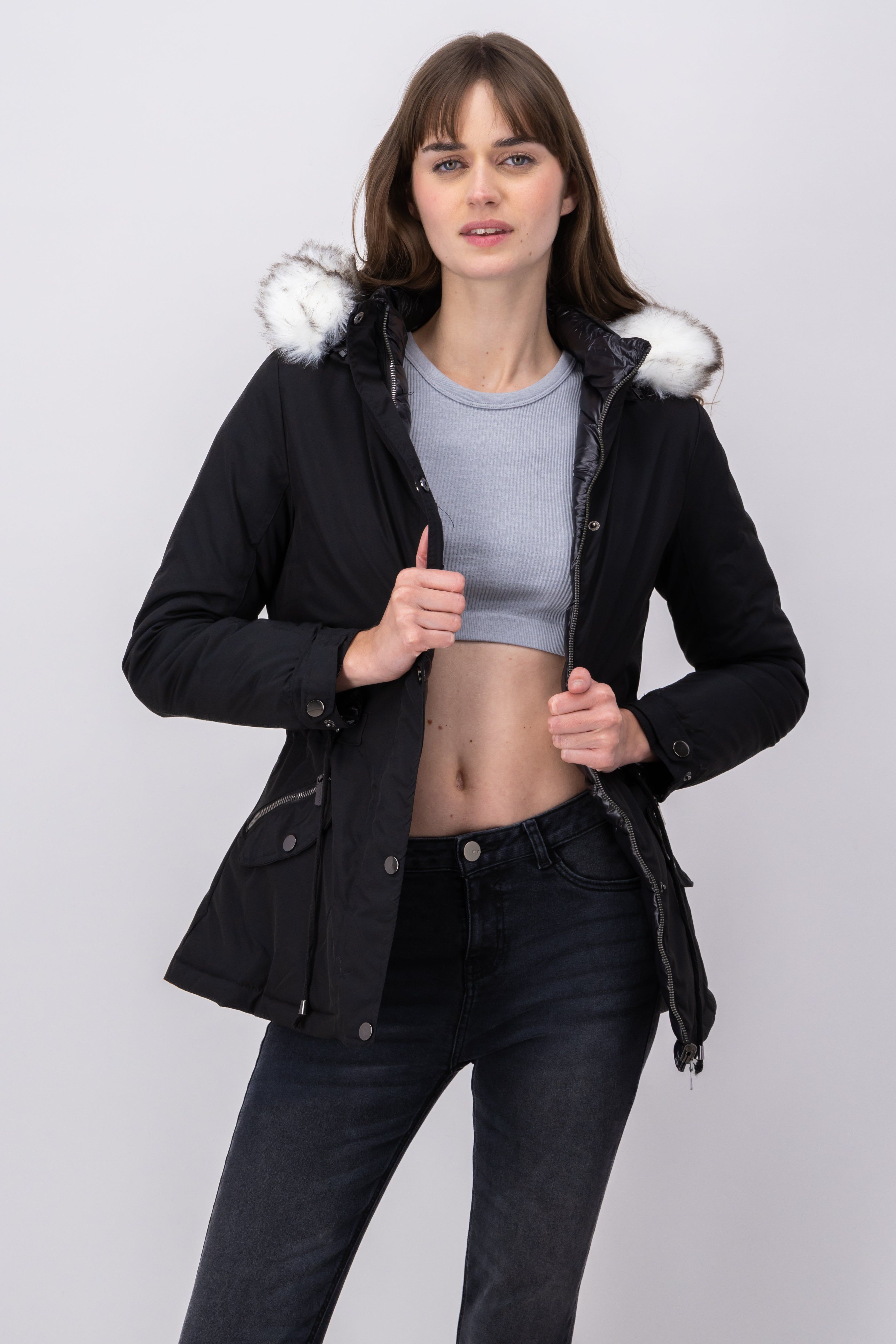 Parka gorro peluche sold by Shasa