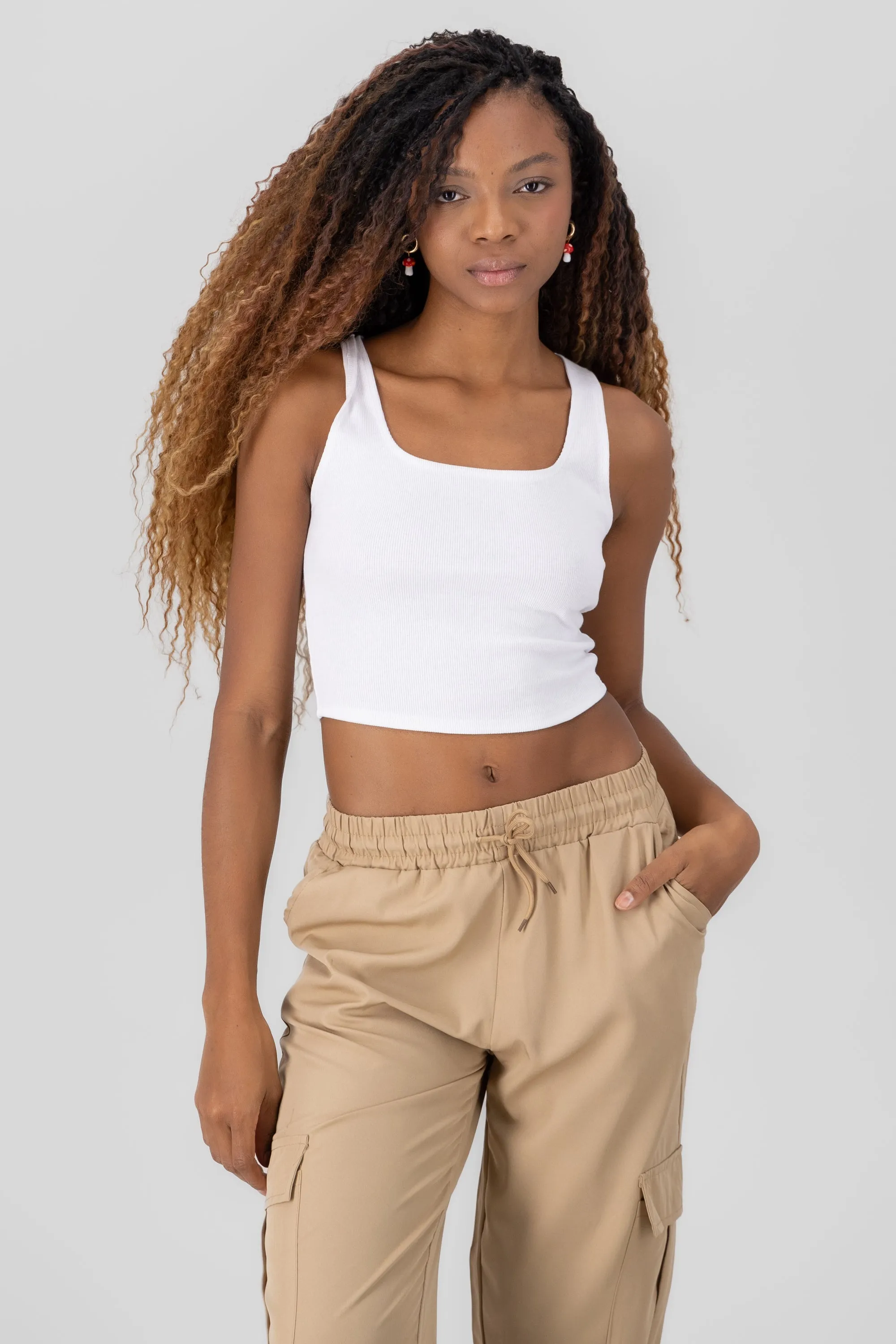 Top escote cuadraro acanalado sold by Shasa