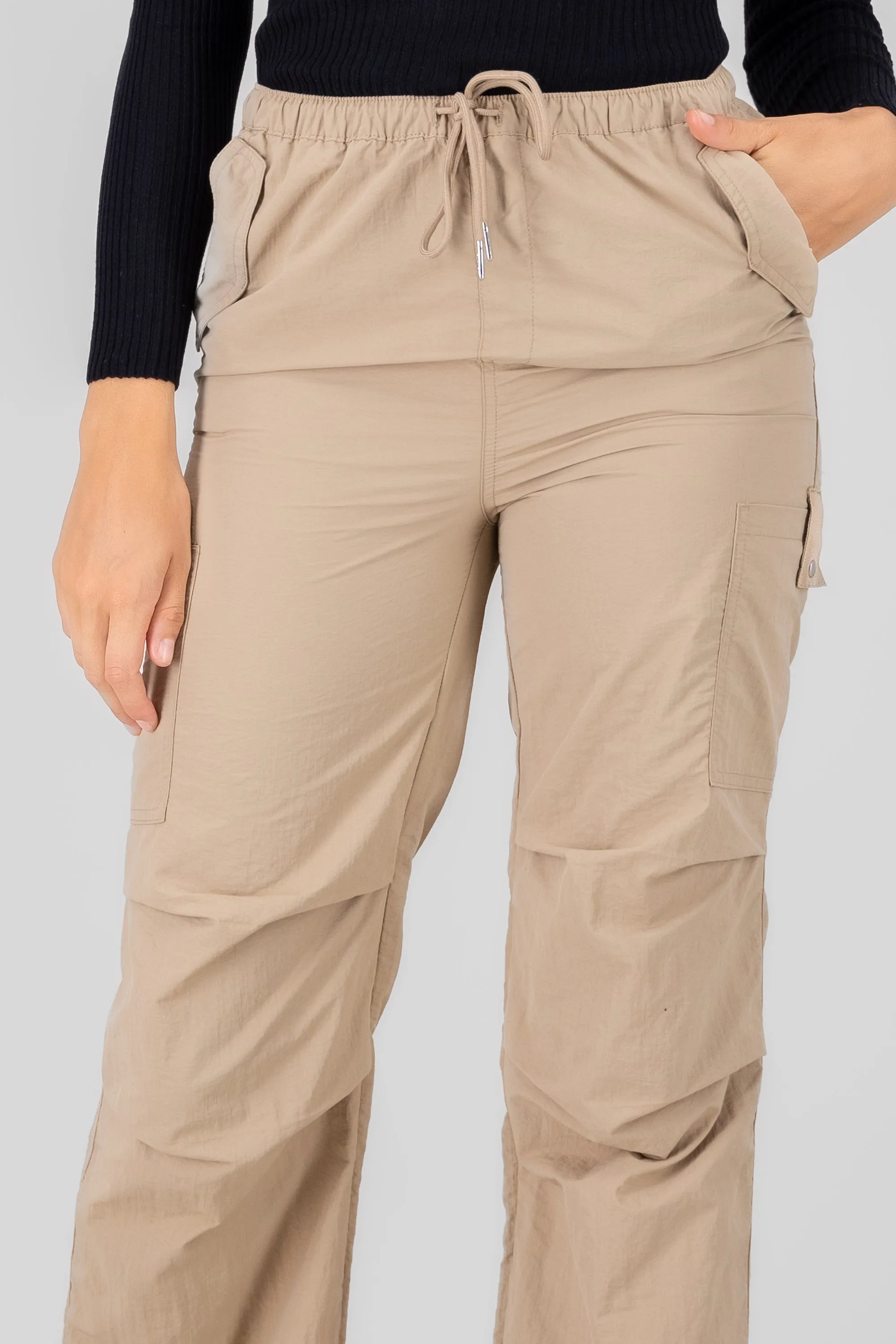 Pantalon parachute liso sold by Shasa product image thumbnail 5