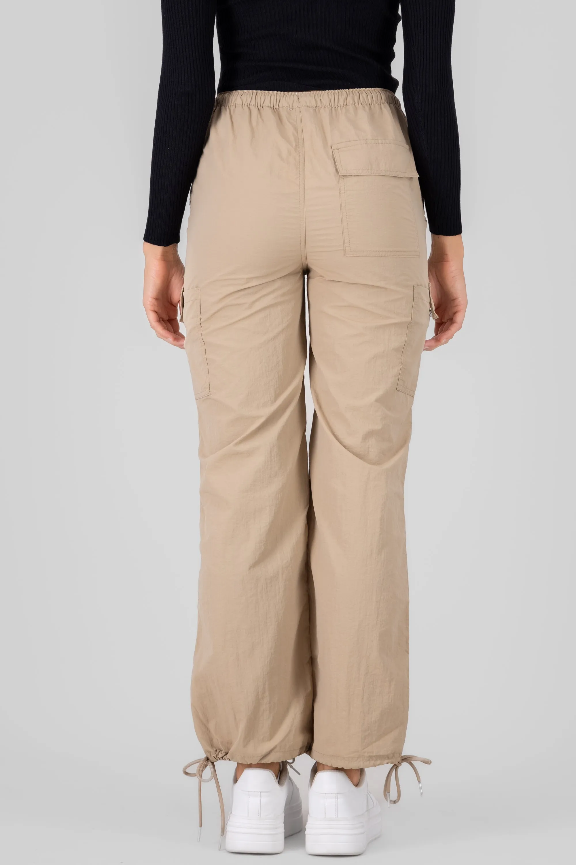 Pantalon parachute liso sold by Shasa product image thumbnail 4