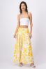 Pantalon amplio detalle pinzas sold by Shasa