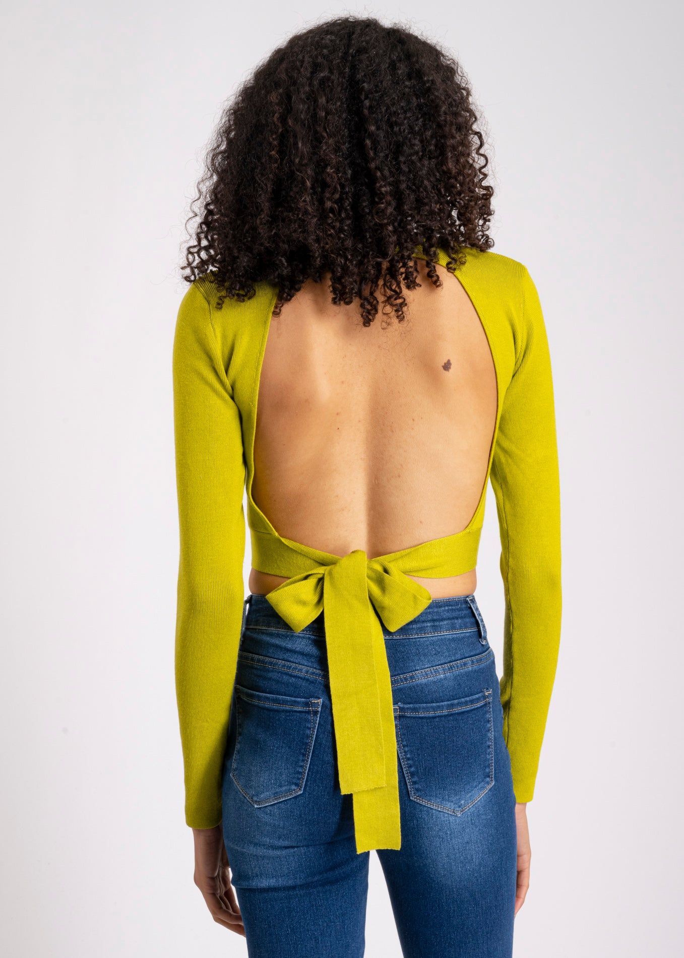 Suéter crop escote espalda detalle cinta sold by Shasa product image thumbnail 4