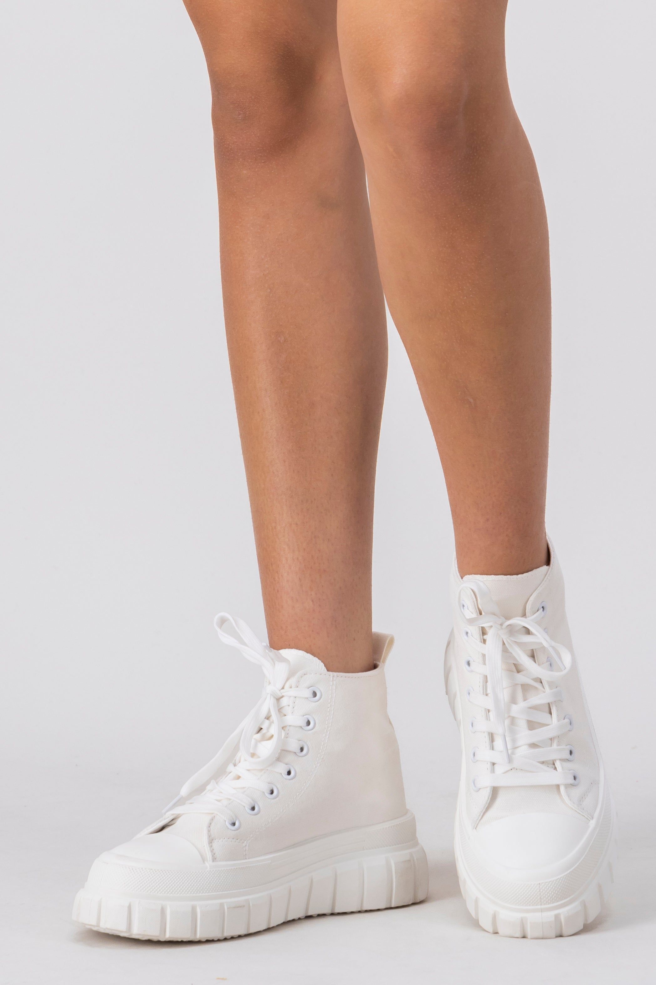 Tenis canvas botín liso sold by Shasa product image thumbnail 5