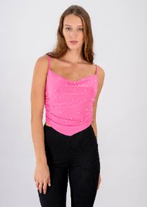 Top crop tirantes perlas sold by Shasa