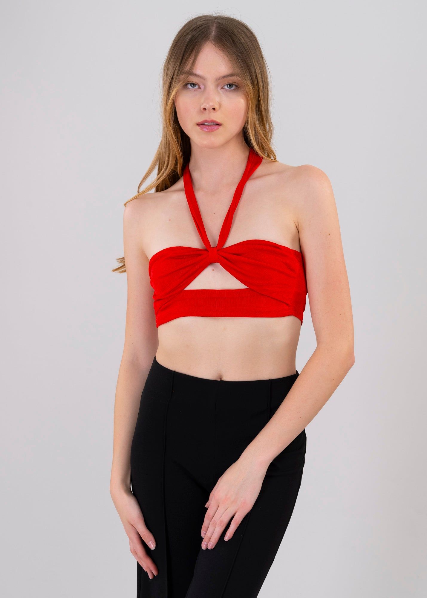 Top abertura frontal sold by Shasa