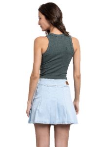 Top liso cuello alto sold by Shasa