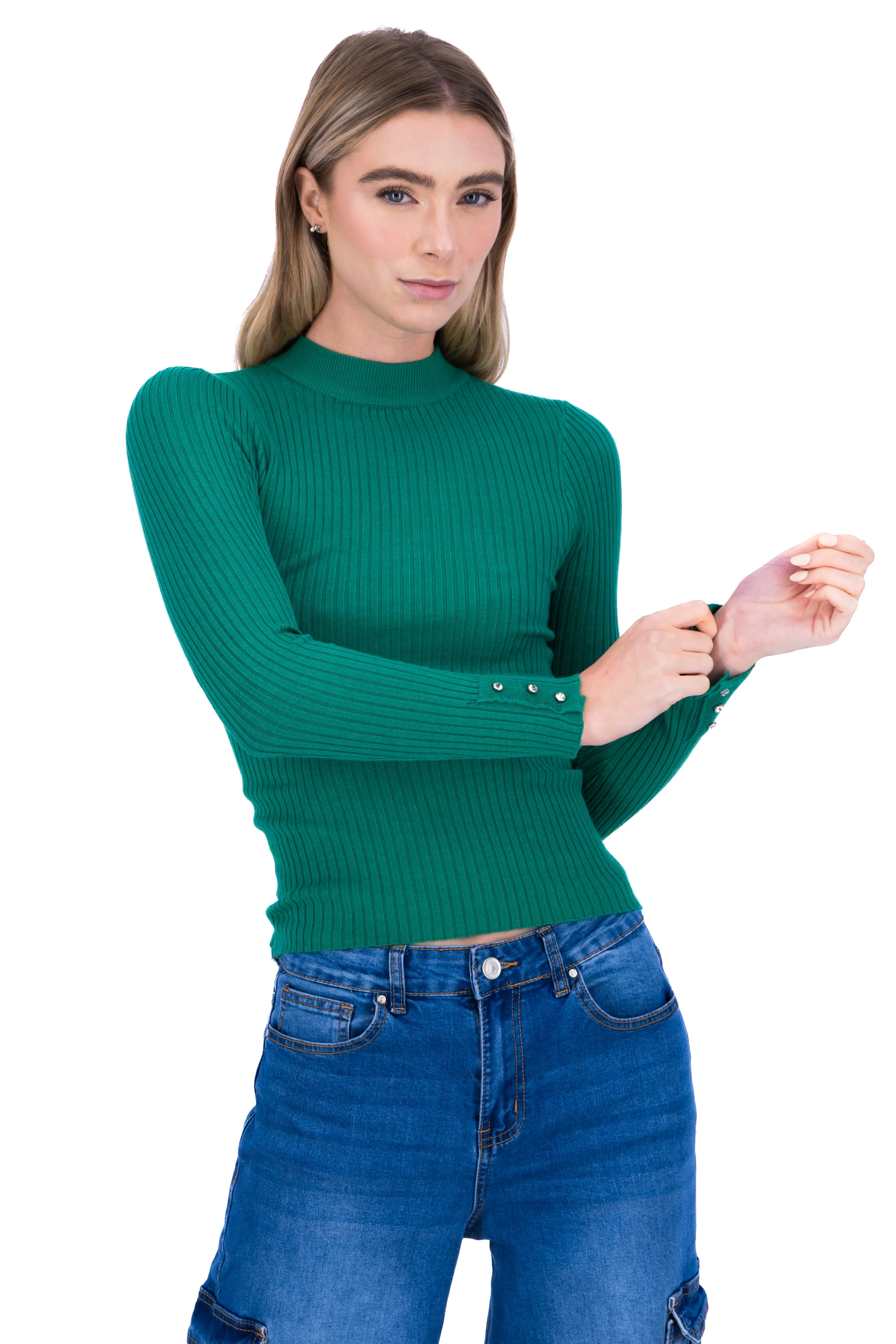 Sueter ligero detalle brillos en manga sold by Shasa