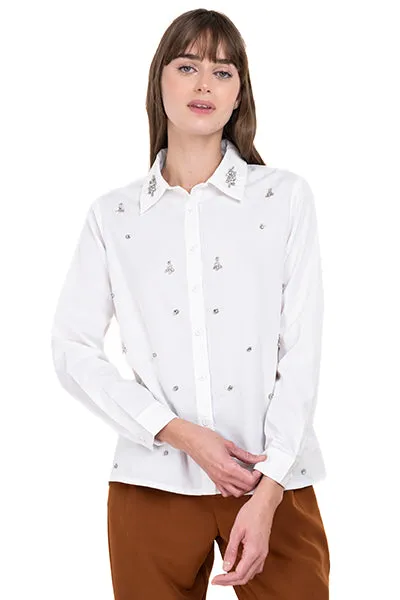 Camisa aplicaciones brillos sold by Shasa
