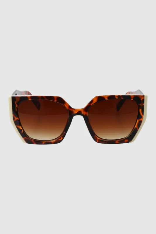 Lentes cuadrados cateye sold by Shasa