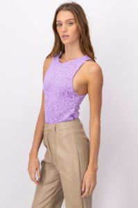 Body sin mangas cuello redondo sold by Shasa