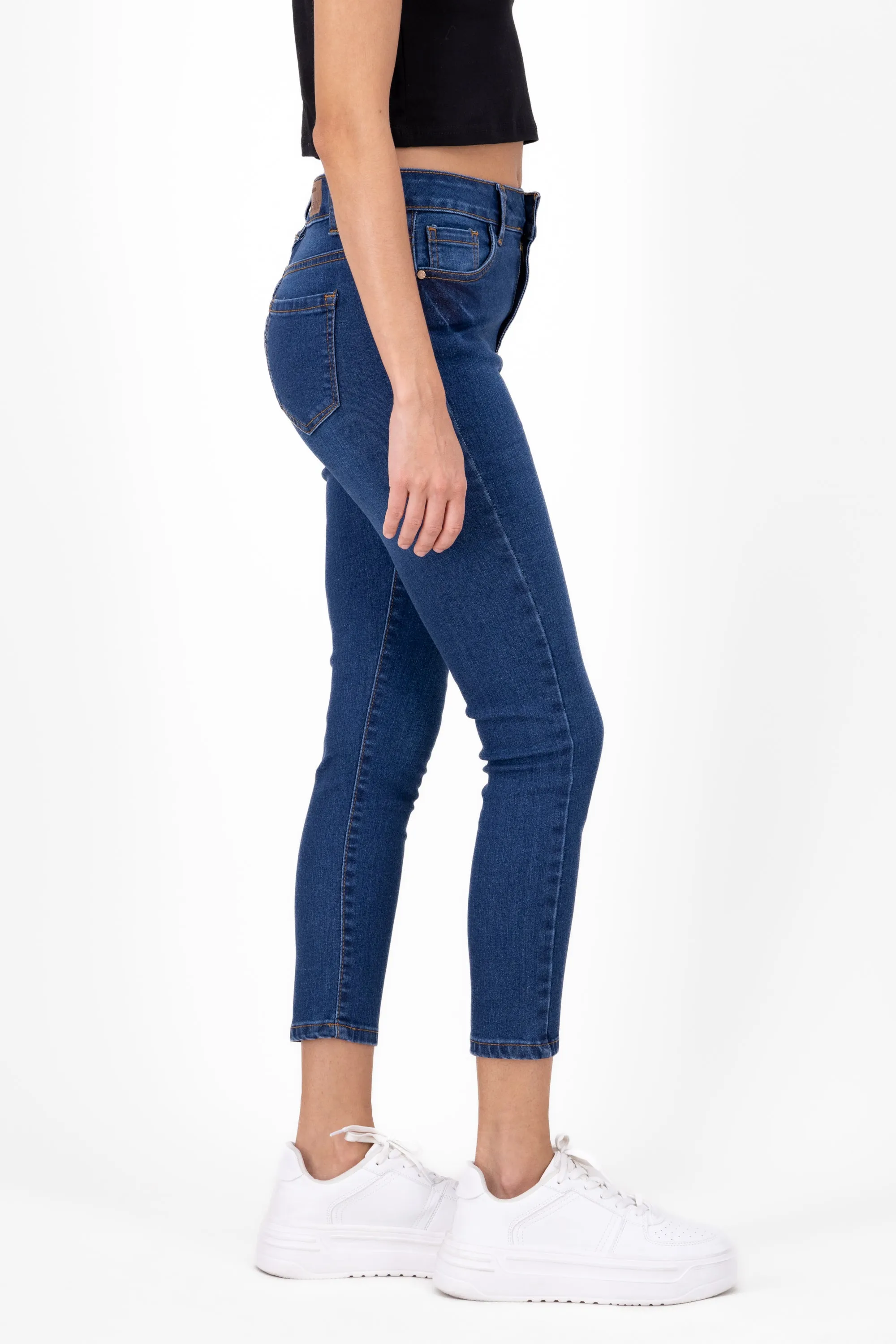 Jeans skinny básicos sold by Shasa product image thumbnail 3
