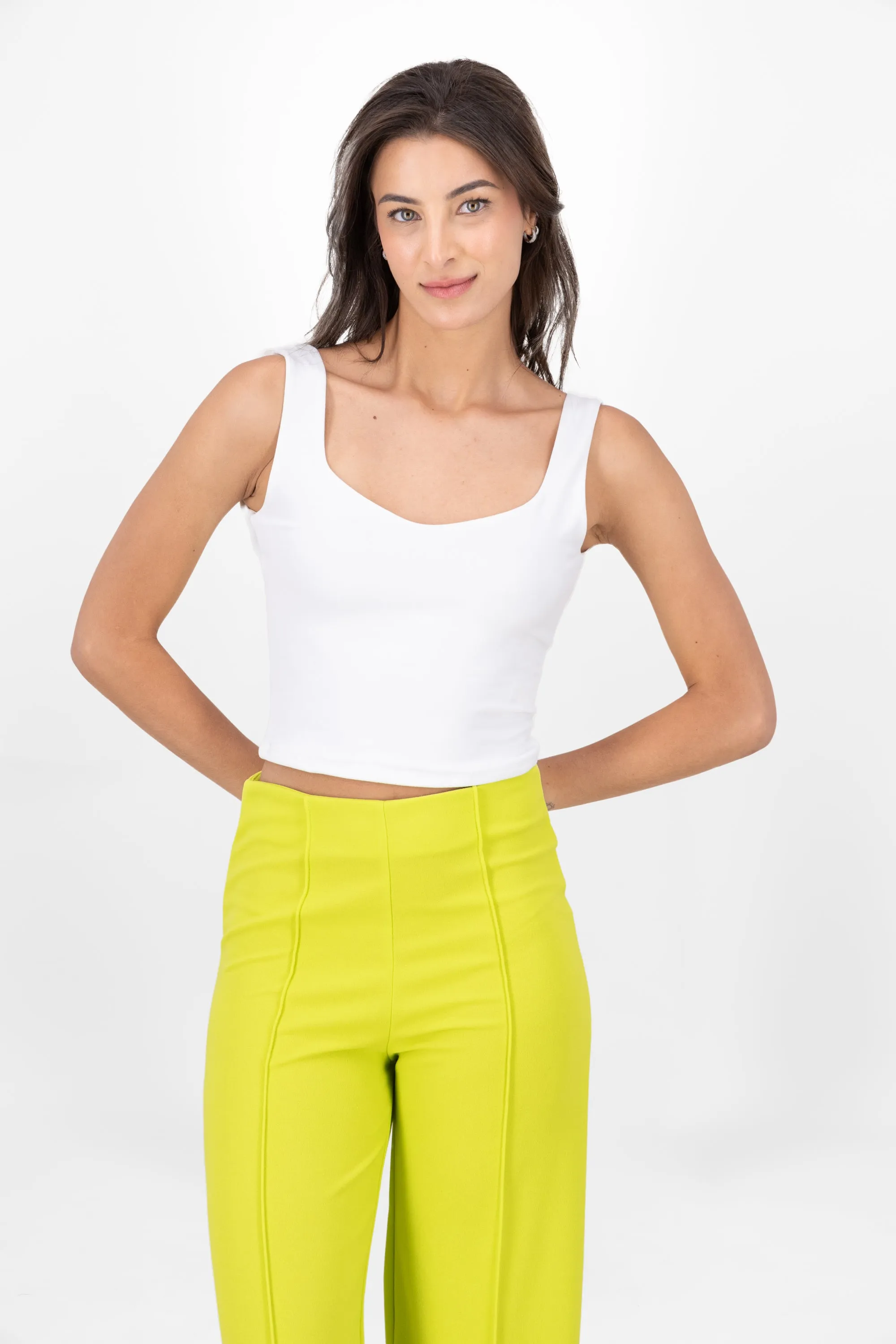 Top Con Tirantes Cropped Liso sold by Shasa product image thumbnail 2