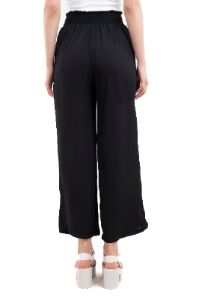 Pantalón wide leg elástico cintura sold by Shasa