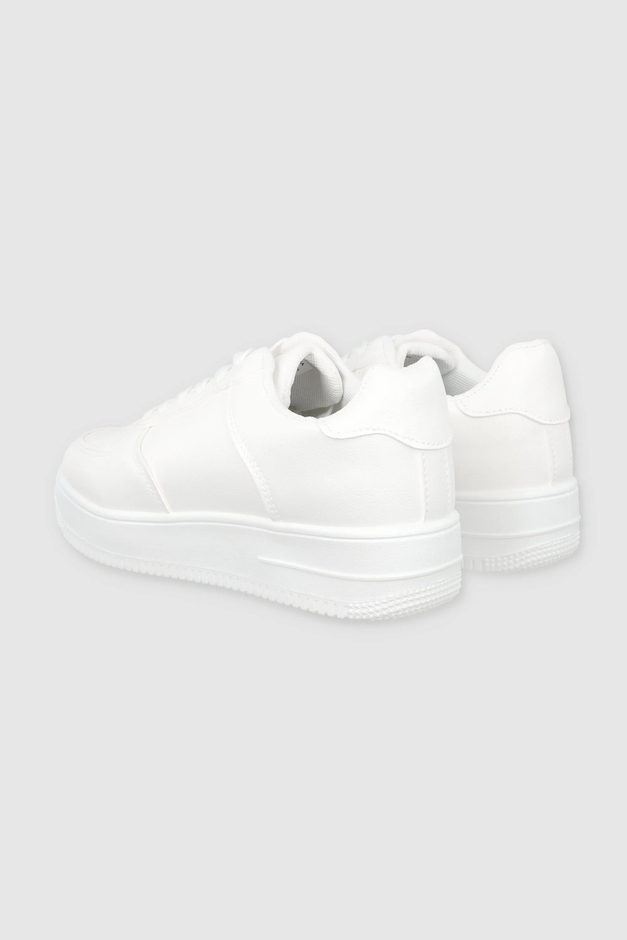 Tenis Retro Perforado sold by Shasa product image thumbnail 5