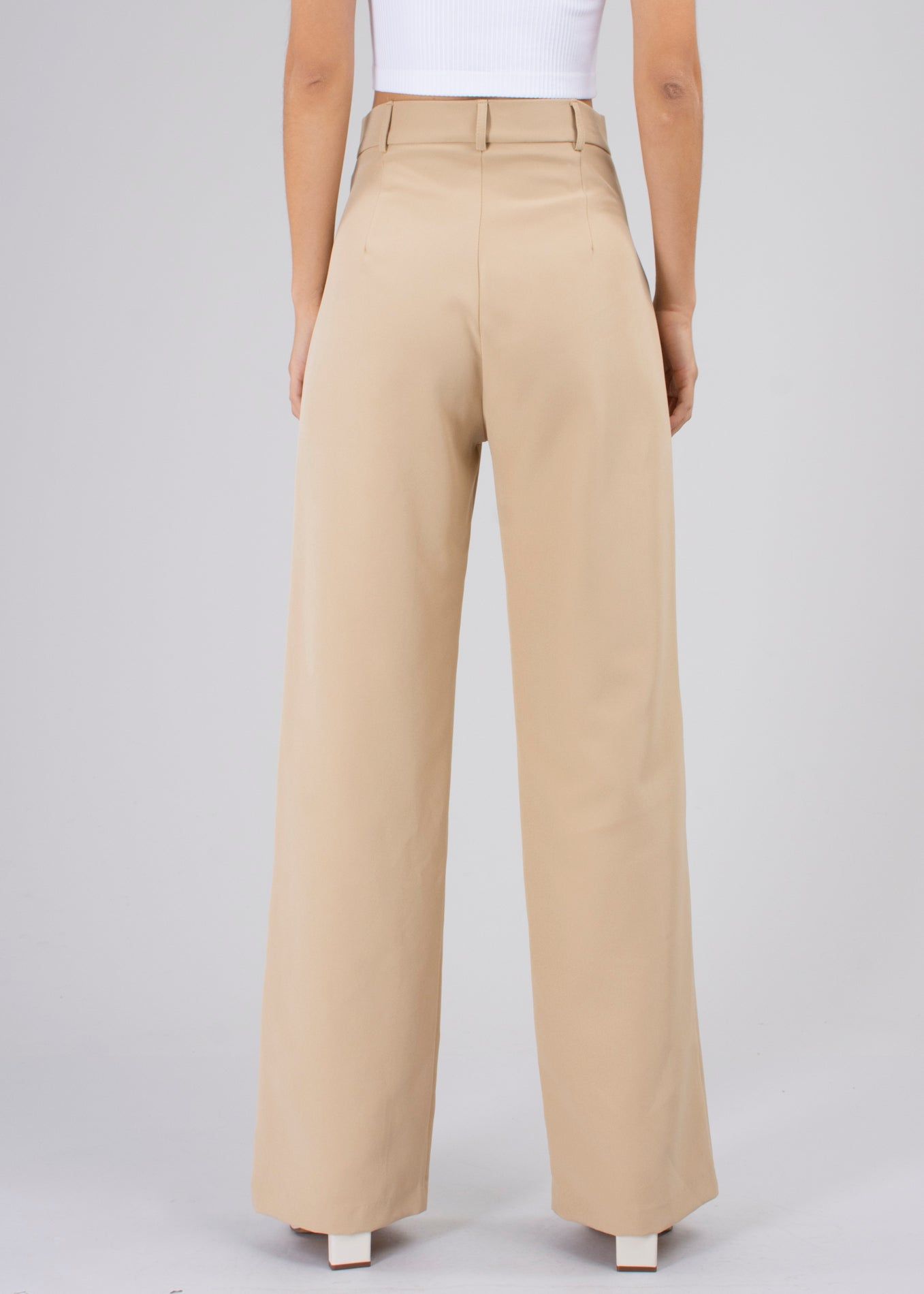 Pantalón wide leg cintura alta 3 pinzas sold by Shasa product image thumbnail 4