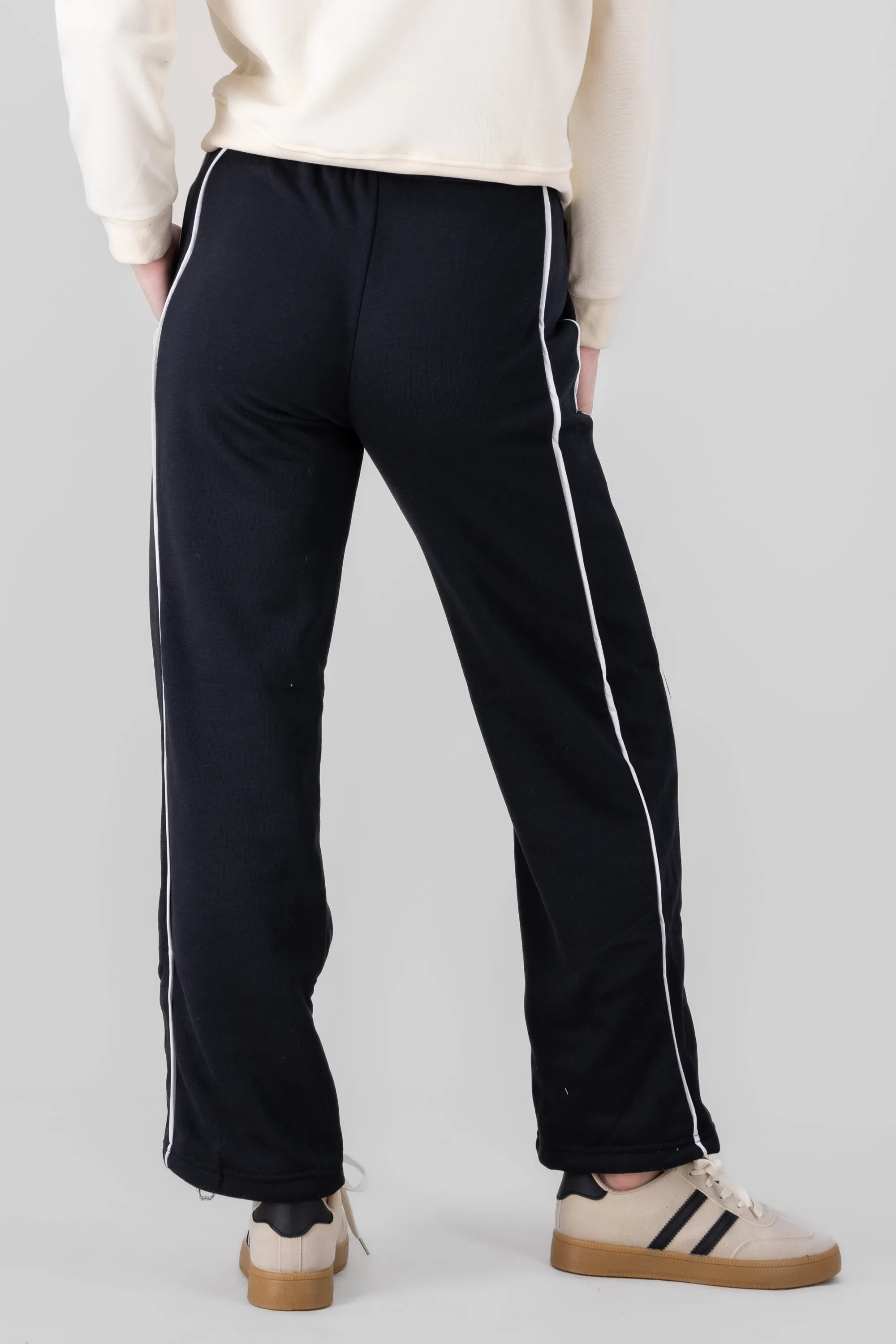 Jogger amplio detalle contraste sold by Shasa product image thumbnail 4