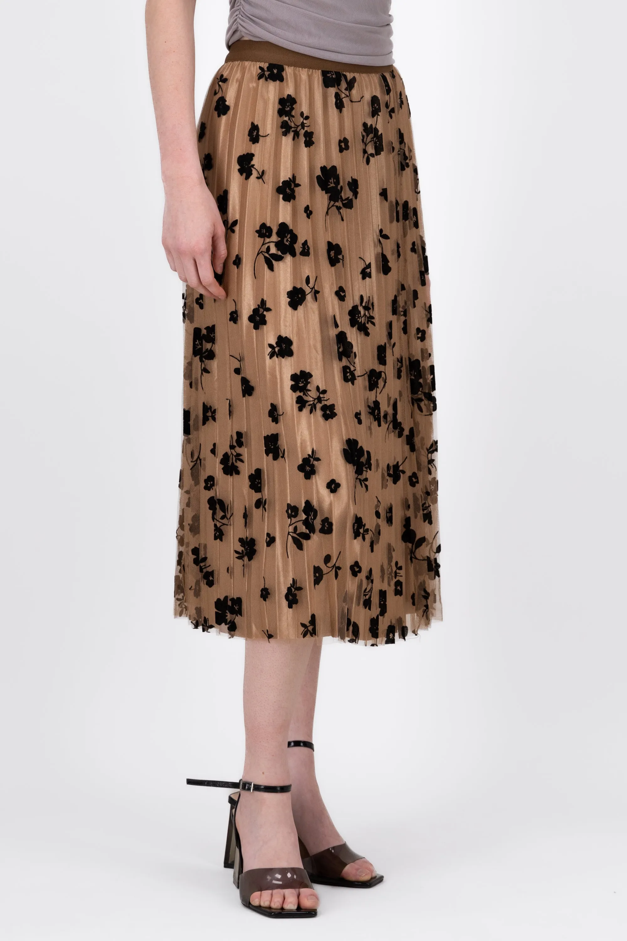 Falda Midi Mesh Flores sold by Shasa product image thumbnail 3